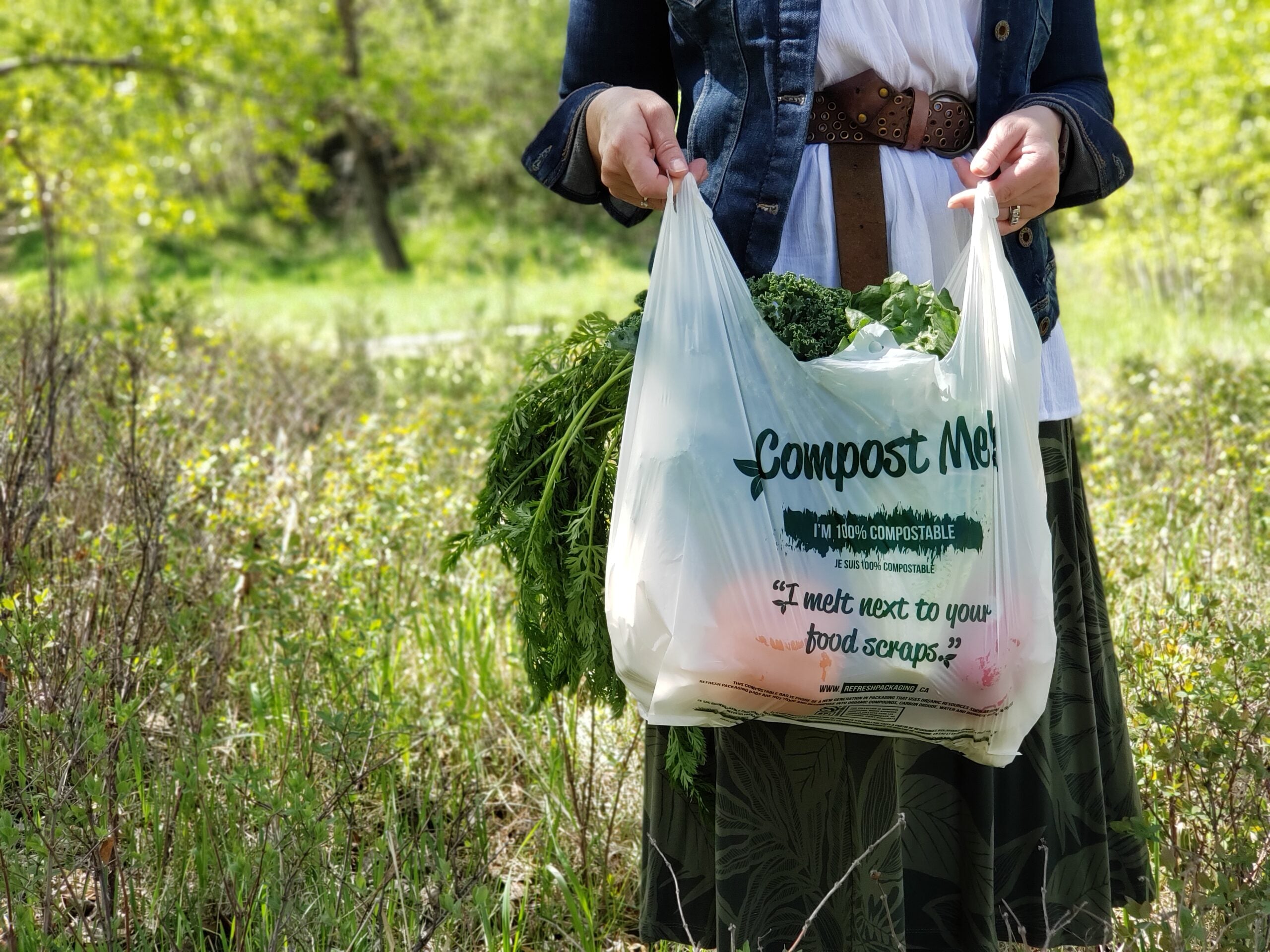 People would rather businesses give out compostable bags that they can reuse to collect kitchen scraps and organics, rather than paper bags. ⁠